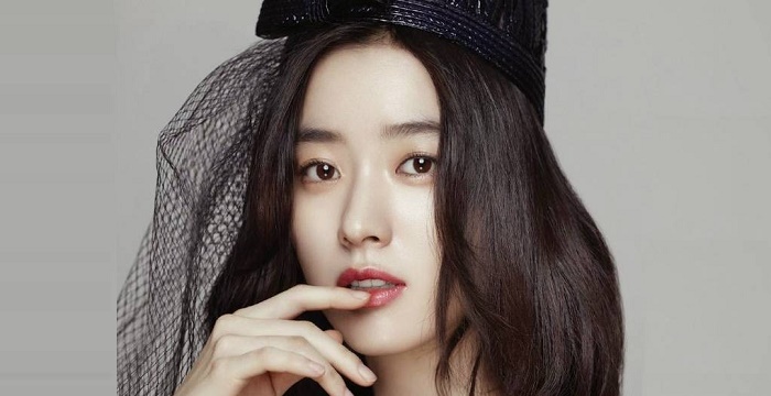 Han Hyo-joo Bio, Early Life, Career, Net Worth and Salary