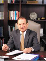 Raymond L. Orbach Biography, Age, Height, Wife, Net Worth and Family