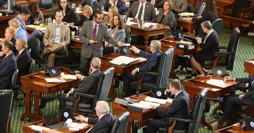 Texas Attorney General Is Acquitted in Landmark Senate Trial