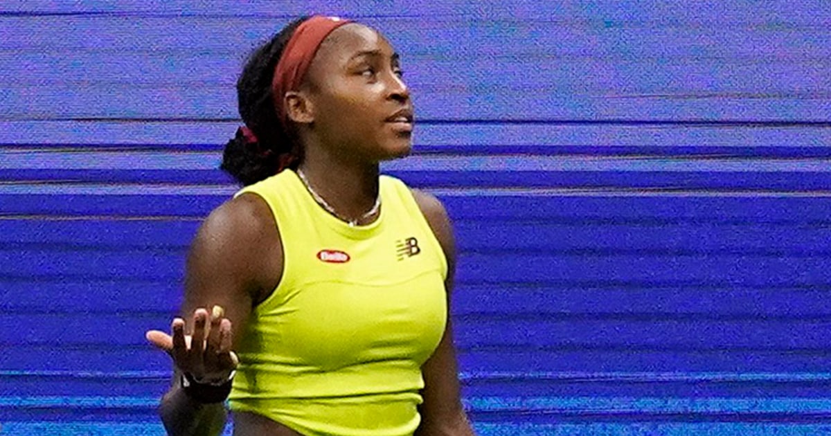 U.S. Open match between Gauff, Muchová resumes after 40-minute delay