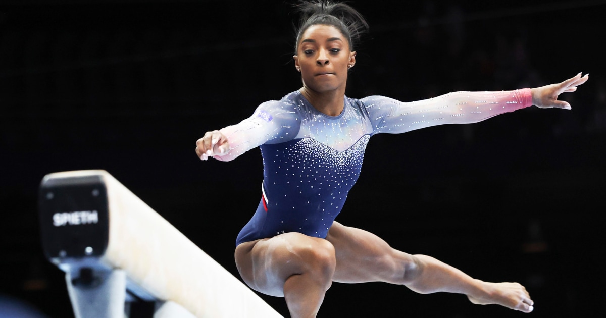 Simone Biles leads U.S. women's gymnastics team to world gold after teammate's injury