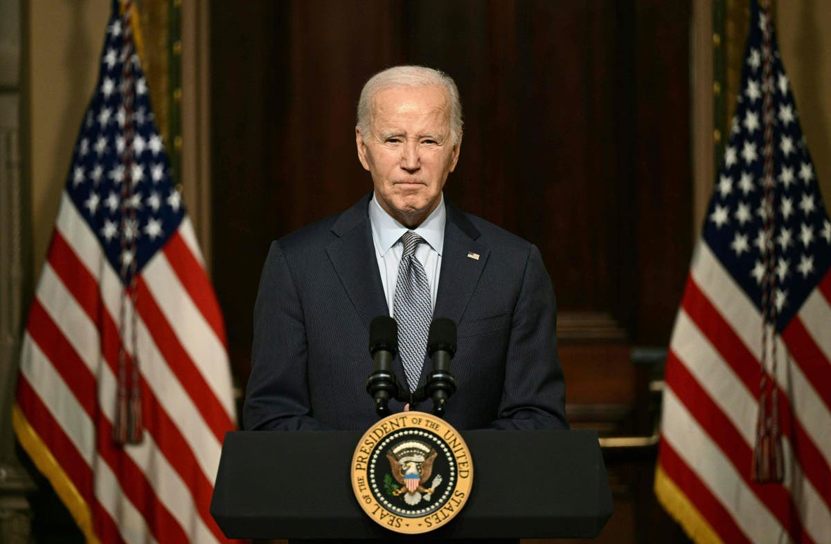 US working to free American hostages from Hamas, Biden tells families