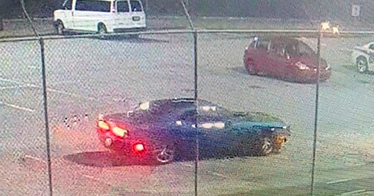 Man shoots himself after officers tried to question him about four escapees from Georgia jail