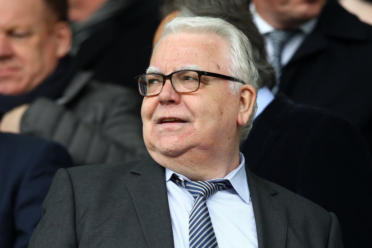Ian McKellen and Wayne Rooney lead tributes to theatre producer Bill Kenwright