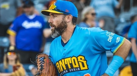 Jake Cave Height, Weight, Age, Wife, Children