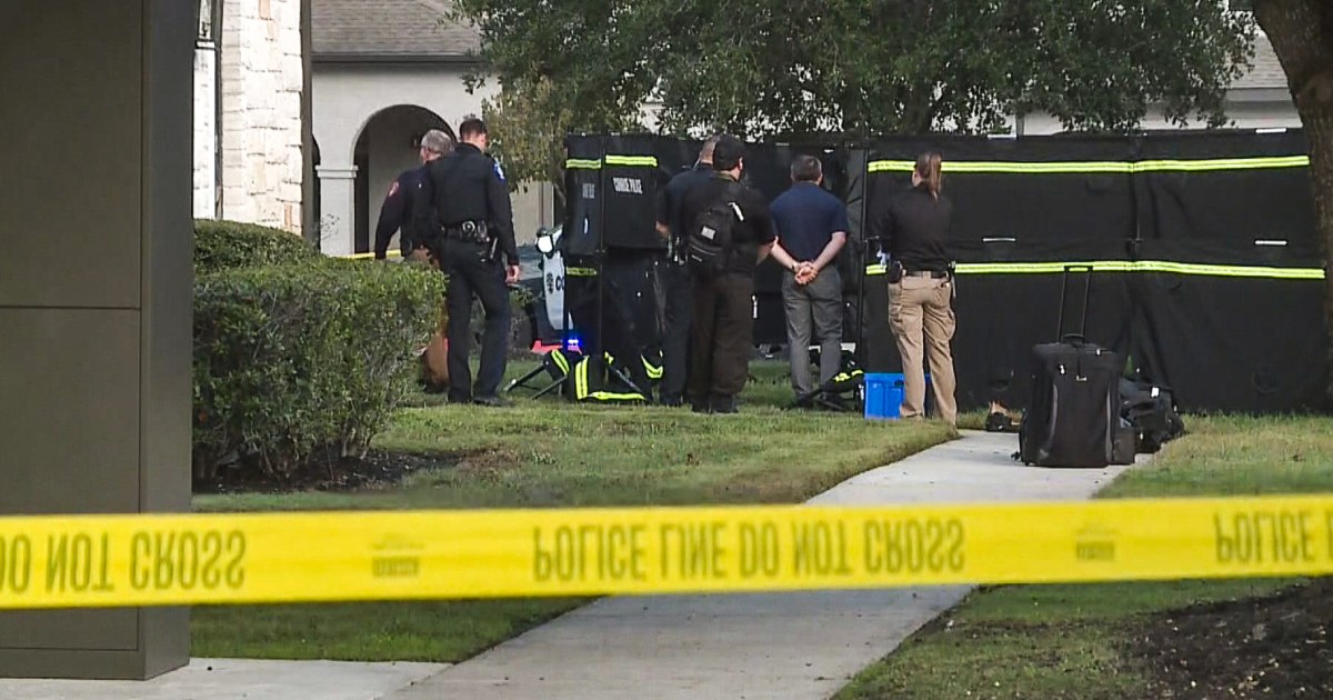 Muslim pediatrician fatally stabbed outside her Texas apartment