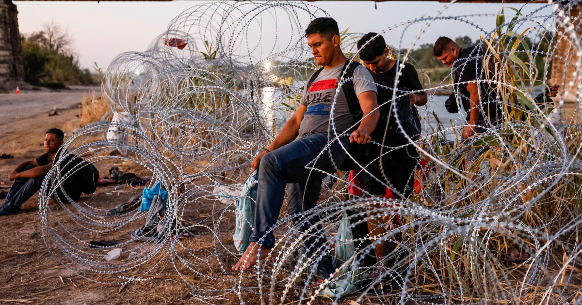 Judge blocks DHS from removing razor wire at Texas border
