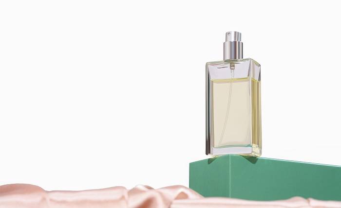 Embracing Fashion and Fragrance: The Rise of Alternative Perfumes