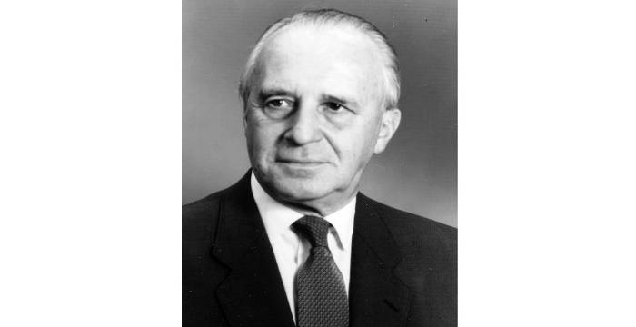 Ernst Otto Fischer Bio, Early Life, Career, Net Worth and Salary