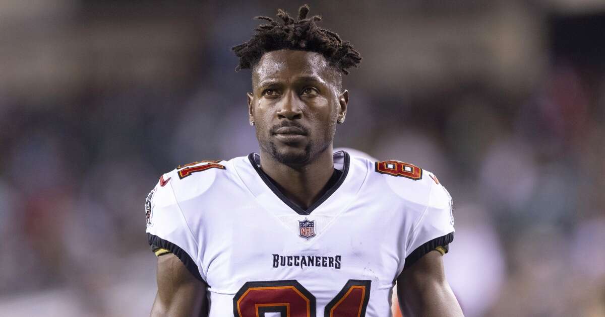 Former NFL star Antonio Brown arrested for allegedly failing to pay child support