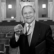 Gérard Férey Biography, Age, Height, Wife, Net Worth and Family