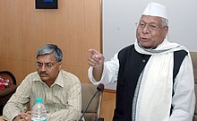 Mahaveer Prasad Biography, Age, Height, Wife, Net Worth and Family