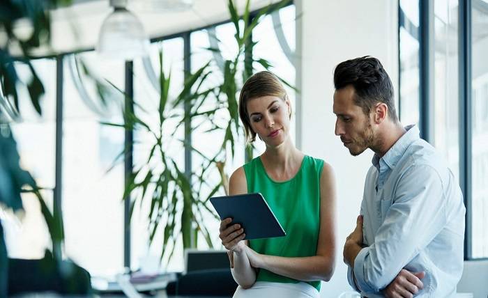 A Comprehensive Guide to Comparing Business Energy Rates in the UK