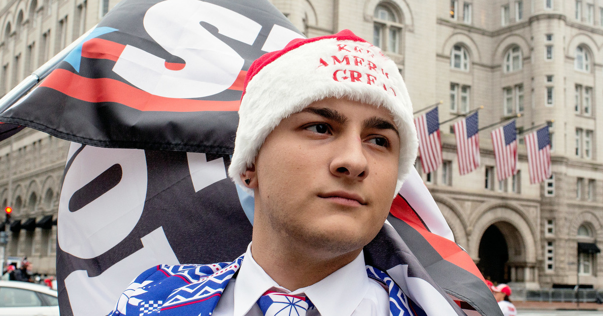 Trump aide who told police officers to 'hang' themselves at Jan. 6 riot is no longer with the campaign