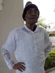 Yogendra Vyas Biography, Age, Height, Wife, Net Worth and Family