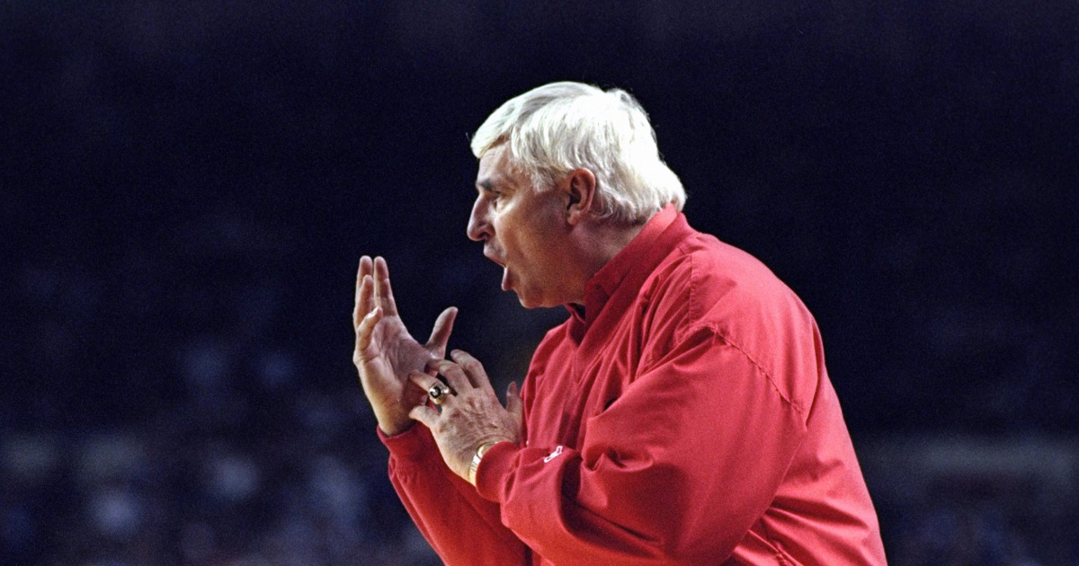 Bobby Knight, legendary Indiana Hoosiers basketball coach, dies at 83
