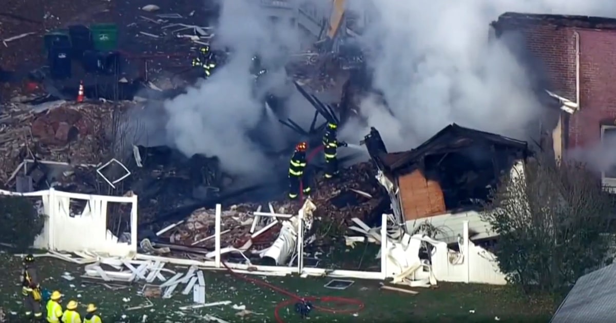 15 injured in apparent building explosion in New York