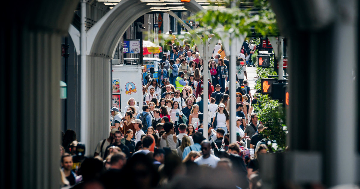 Over 1 in 4 Americans will be Latino by 2060, census projects