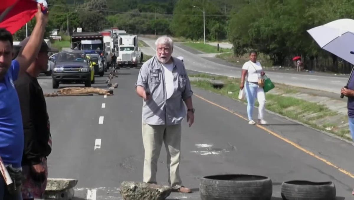 An ex-lawyer accused of shot two anti-mining protestors in Panama