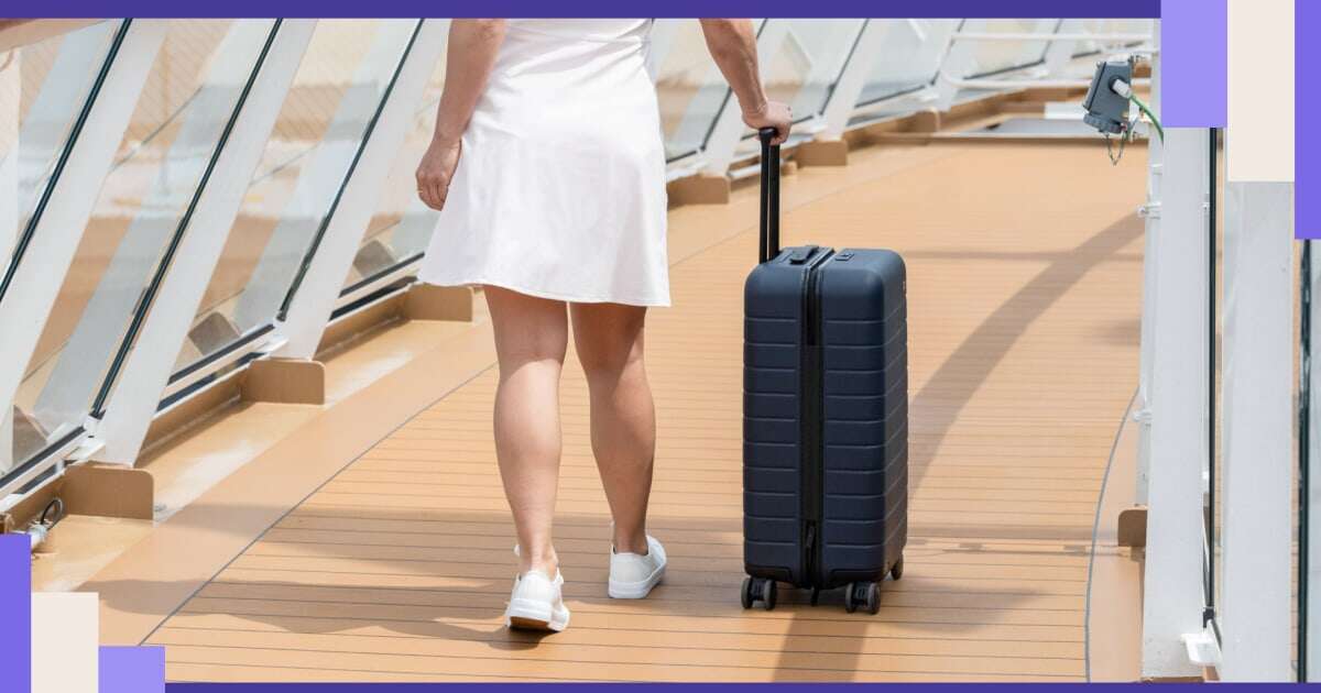 41+ top travel accessories on sale for Cyber Monday