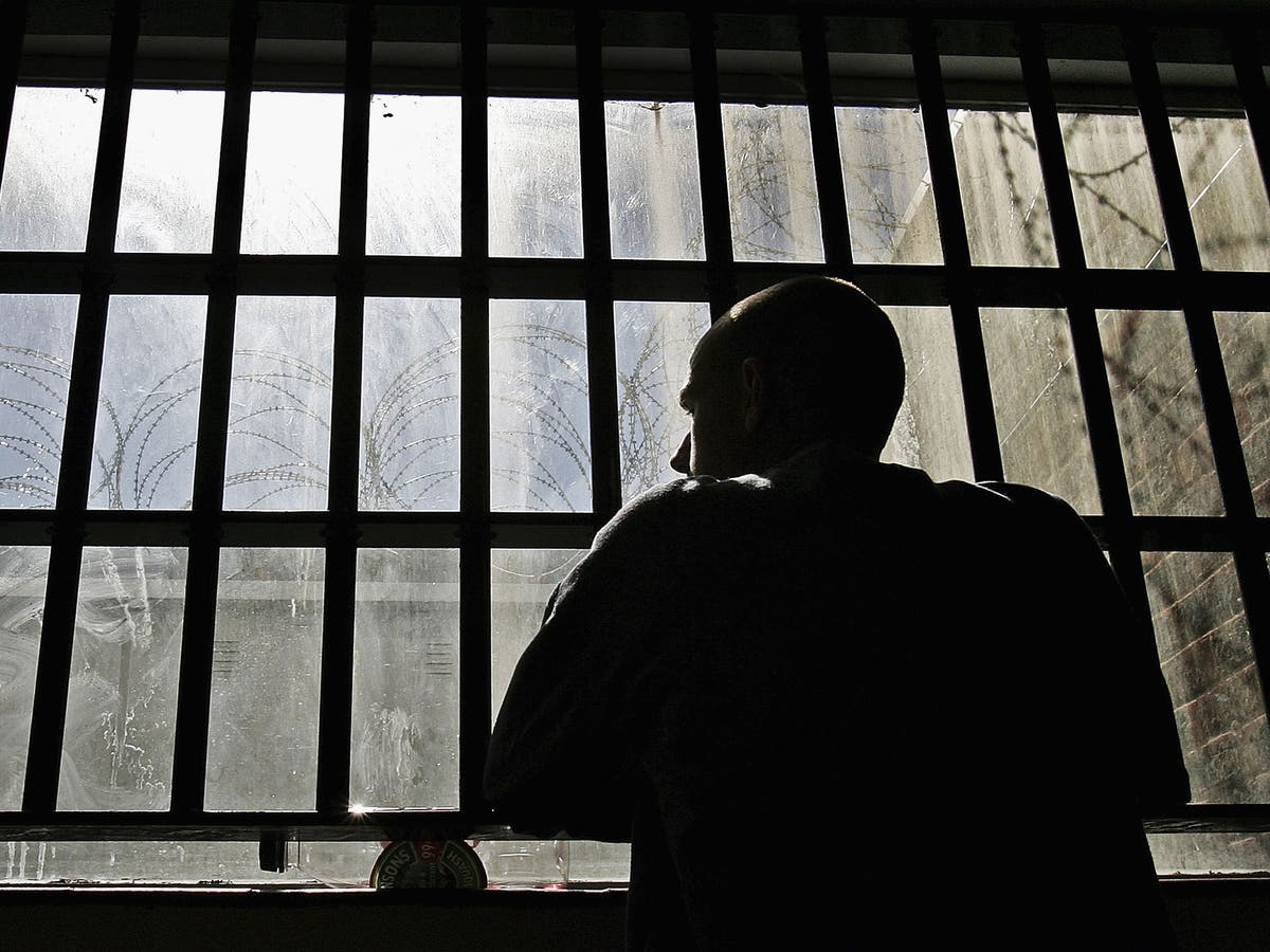 Government blasted for refusing to help inmates trapped in jail