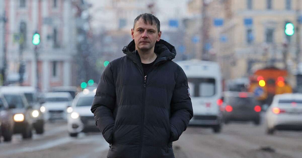 Gay activists in Russia fear arrest as top court weighs 'extremist' listing