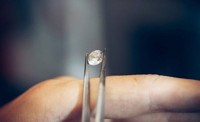 Lab-Grown Diamonds: A Shimmering Revolution in the Jewelry World