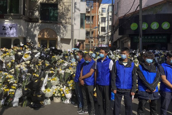 Chinese Gather Despite Heavy Security as Former Premier Li Keqiang Is Laid to Rest