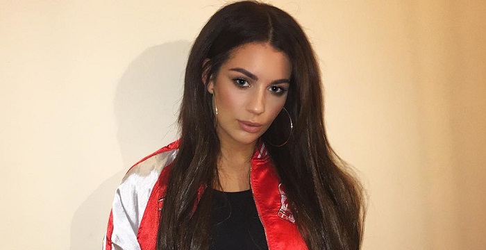 Holly Peers Bio, Early Life, Career, Net Worth and Salary