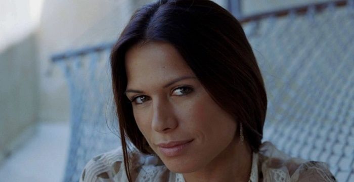 Rhona Mitra Bio, Early Life, Career, Net Worth and Salary