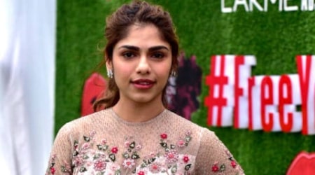 Sharmin Segal Height, Weight, Age, Husband, Family