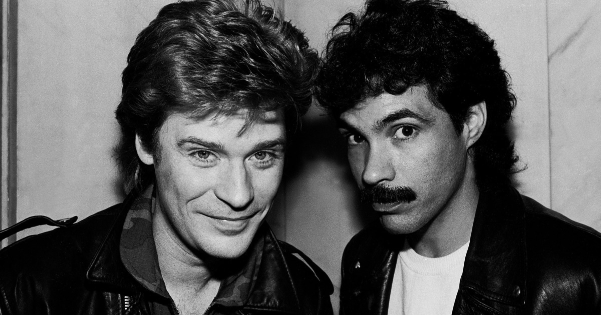 In the Hall v. Oates legal feud, fans don’t want to play favorites