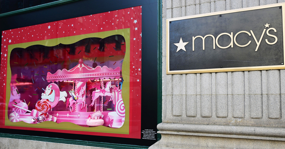 Security guard killed, another wounded, at Philadelphia Macy's