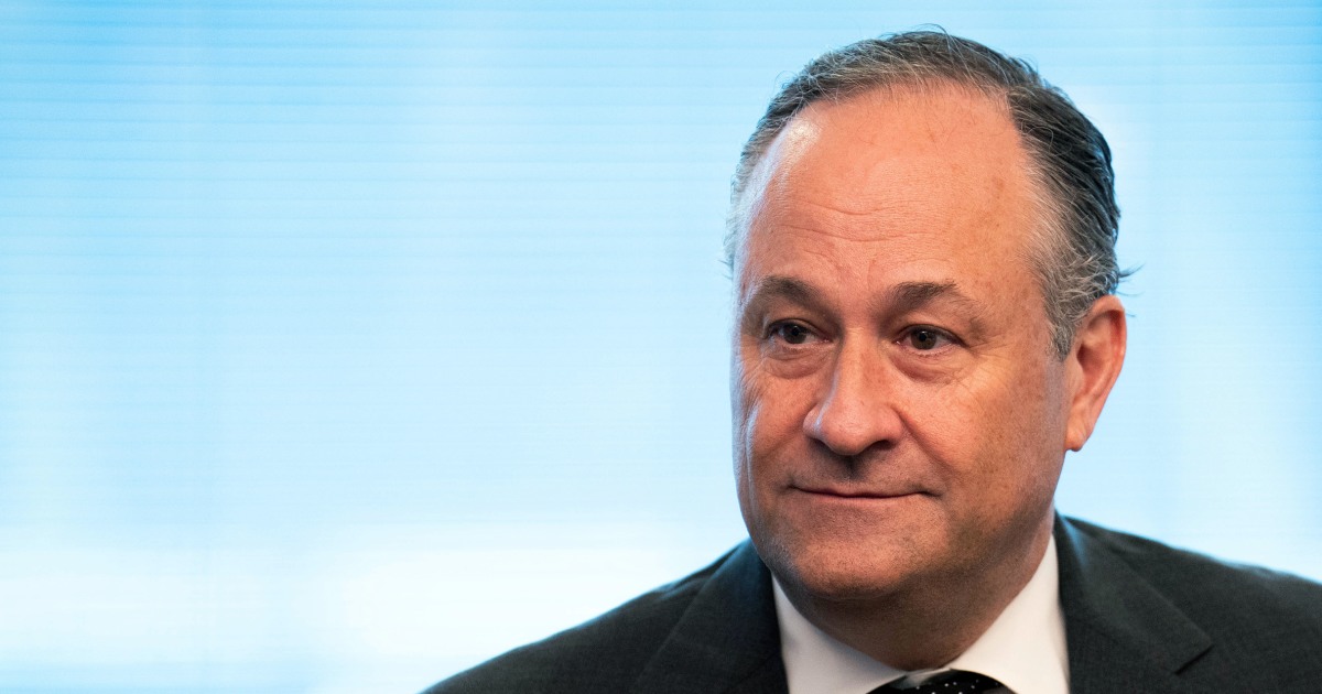 Doug Emhoff aims for a role as consoler amid the Israel-Hamas war