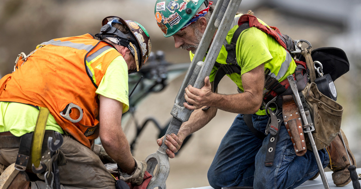 Blue-collar hiring and pay gains stay hot in a cooling job market