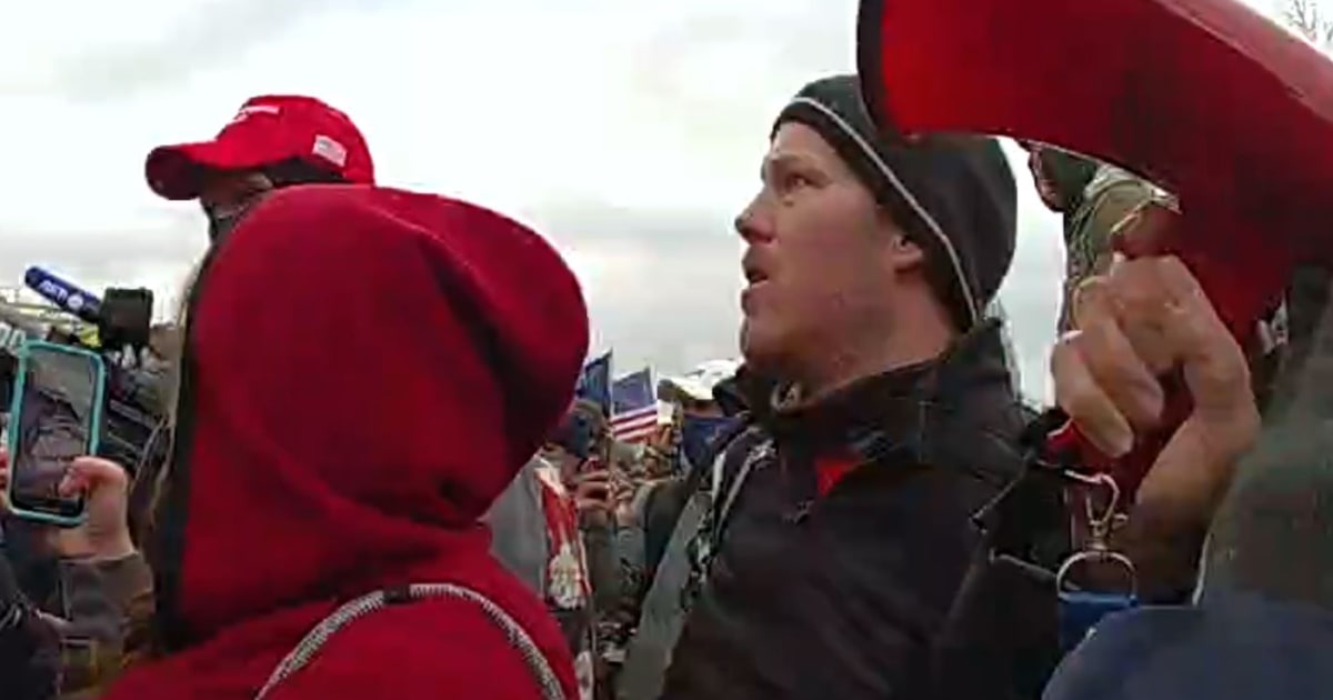 Jan. 6 rioter nabbed in Bumble dating app sting pleads guilty to assaulting officers