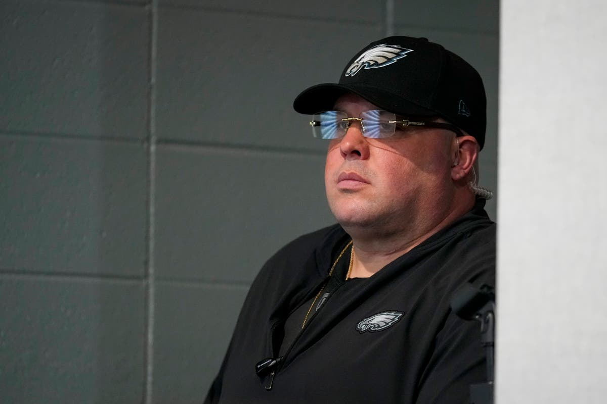 49ers linebacker Dre Greenlaw, Eagles security chief Dom DiSandro ejected in NFC title game rematch