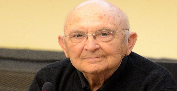 Aharon Appelfeld Bio, Early Life, Career, Net Worth and Salary