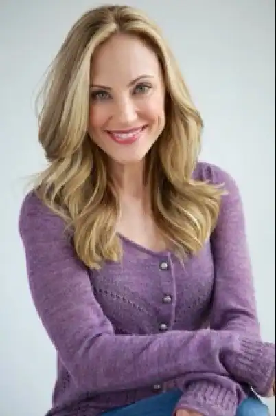 Alison Viktorin - Biography, Height & Life Story