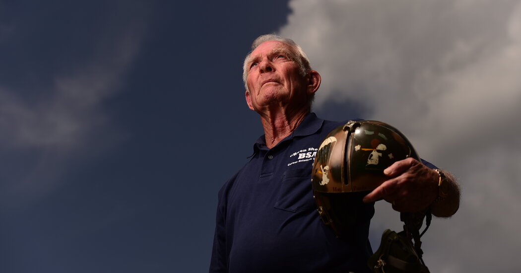 Bob Pardo, Pilot in Daring Rescue in Vietnam War, Dies at 89