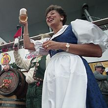 Elizabeth Witmer Biography, Age, Height, Wife, Net Worth and Family