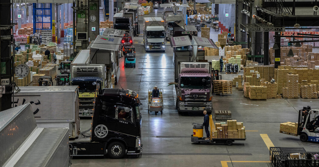 How a Crisis in Truck Driving Could Change Life in Japan