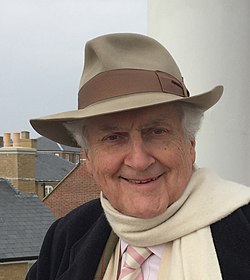 Léon Krier Biography, Age, Height, Wife, Net Worth and Family