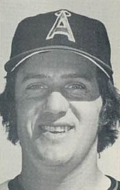 Mickey Scott Biography, Age, Height, Wife, Net Worth and Family