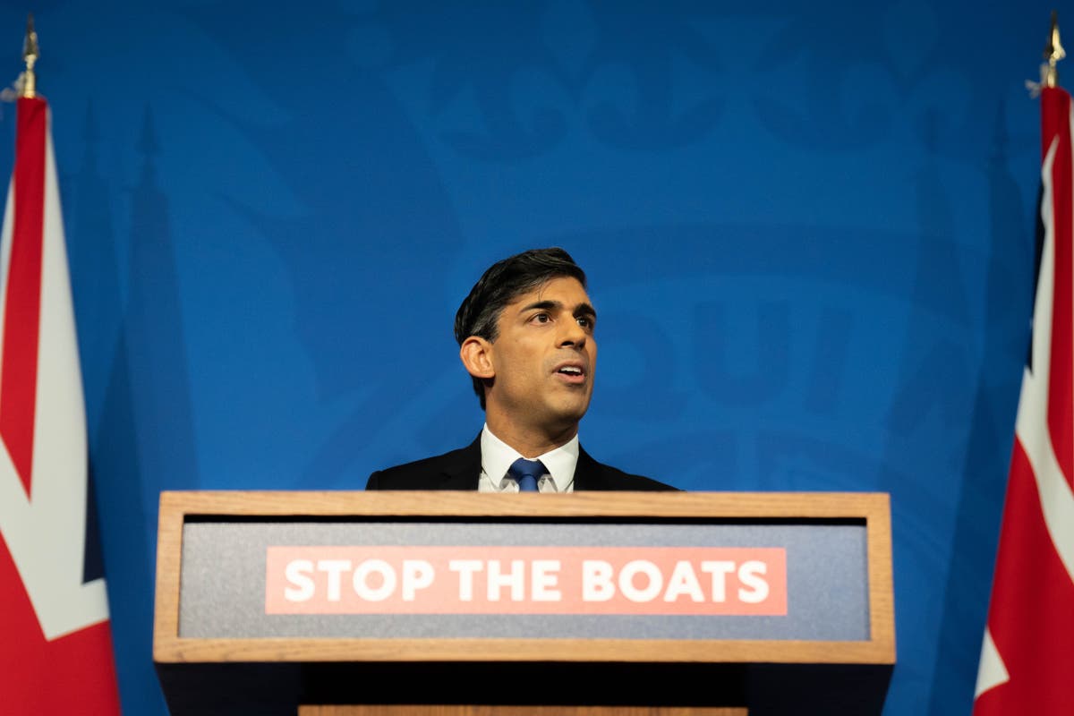 Rishi Sunak in desperate bid to persuade Tory MPs ahead of key Rwanda vote