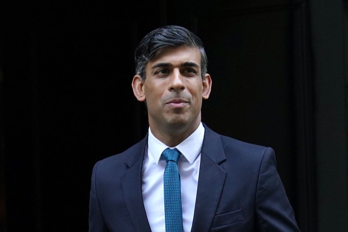 Rishi Sunak tries immigration crackdown as his popularity plummets