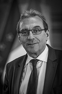 Roland Ries Biography, Age, Height, Wife, Net Worth and Family