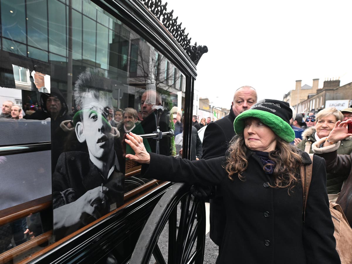 Thousands gather to celebrate life of ‘trailblazing’ Pogues frontman Shane MacGowan