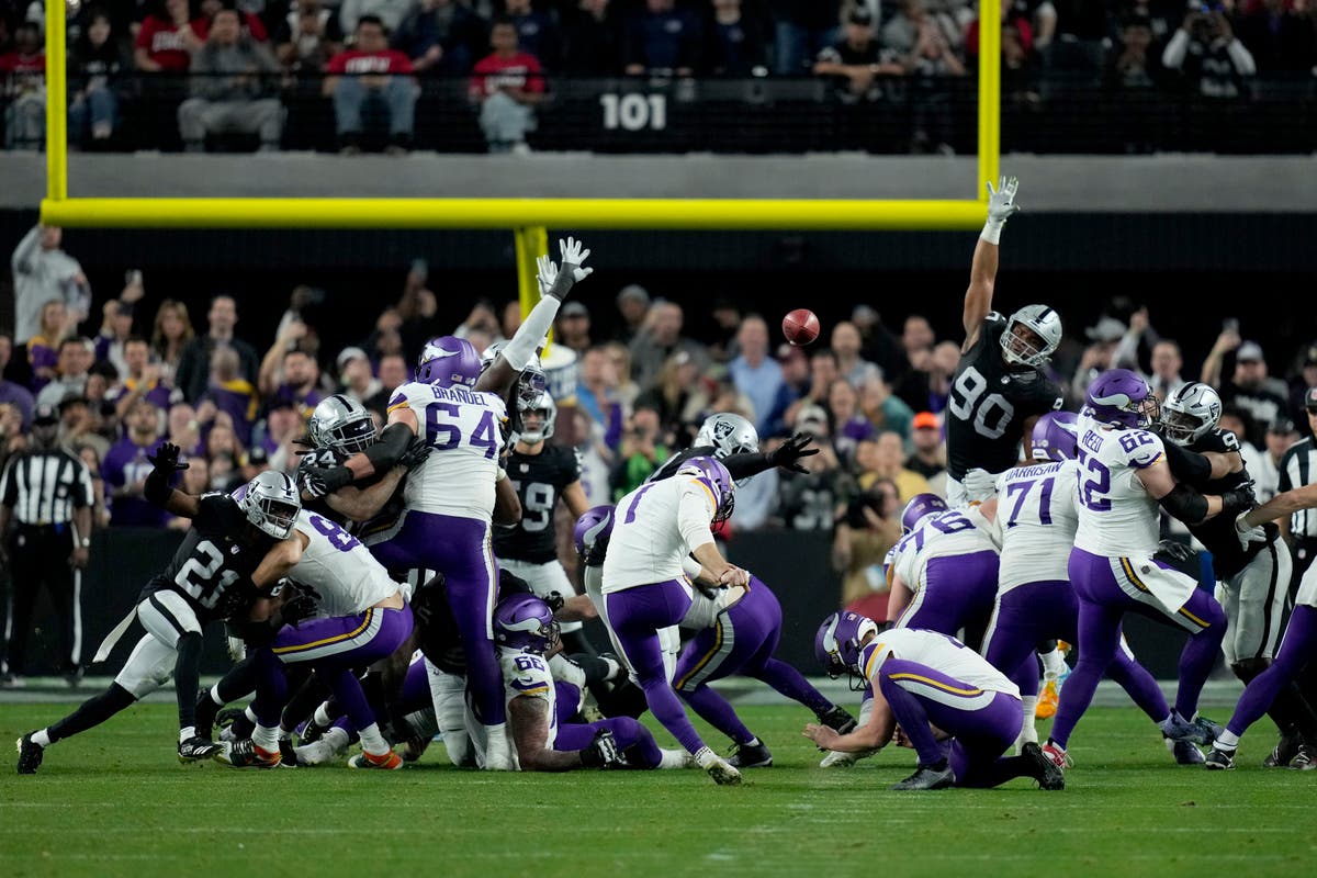 Vikings beat Raiders 3-0 in lowest-scoring NFL game in 16 years