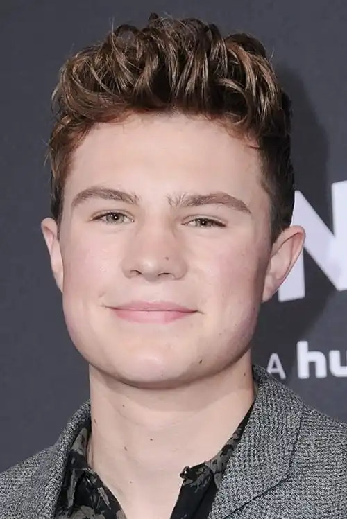 Zayne Emory - Biography, Height & Life Story